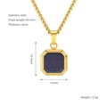 Collar de acero dorado con colgante de piedra azul y detalles de longitud de 45cm - Oro-Piedra de Arena Azul
