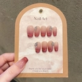 Handgefertigte Kunstnägel mit rosa-violettem Farbverlauf, silbernen Strasssteinen und Glitzer - Groß (L)