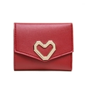 Portafoglio da donna in pelle rossa con fibbia a cuore dorata e design a busta elegante - Rosso