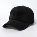 Gorra de béisbol de felpa negra con visera curva y textura suave de piel sintética - Talla única / Negro