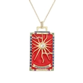 Collana Tarot Il Sole in oro con smalto rosso e zirconi colorati su sfondo bianco - Il Sole Tarot / Rosso