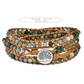 Détail du bracelet en perles avec breloque arbre de vie et mesure de 53+5 cm affichée - Perles de 4mm/Périmètre 53+5cm / Coloré