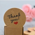 Etichetta rotonda in carta kraft marrone con scritta Thank You nera e cuore rosso - Stampa Rotondo Thank You - Kraft - 3.5cm