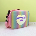 Detail der Glitzer-Regenbogen-Lunchtasche mit holografischem Herz und Netzseitentasche - Rosa