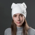 Gorro de invierno blanco para mujer con orejas de gato y detalle de flores con diamantes - Blanco