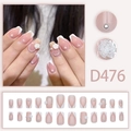 Franse stijl kunstnagels met 3D-bloemen, parels en zilveren kettingen in nude roze - Camellia Ketting Parel Stijl (D476 Lijmtype)