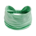 Dettaglio della fascia yoga boho verde menta con morbida trama a maglia e nodo a fiocco - verde chiaro