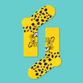 Detail view of yellow cotton socks featuring leopard print and cartoon cheetah jacquard - Leopard Head