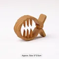 Matte camel brown shark hair clip with wavy shell pattern design, size 5x3.5cm - 5*3.5cm / Twill Light Brown