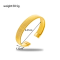 Minimalistischer goldener gerippter Armreif mit Produktmaßen und Gewichtsangaben - Goldener Offener Gerippter Armreif (BR-215)