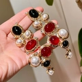 2601059 Black And Red Crystal Pearl Round Earrings