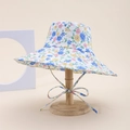 Reversible floral sun hat for women with wide brim and matching chin strap for beach - Flower / Yellow Blue