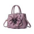 Elegante lila Kunstledertasche mit 3D-Blumendekoration und goldenen Beschlägen - Stil 1 / Lila