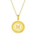 Collar de acero inoxidable dorado con colgante de nácar redondo y logo de letra M - Letra M (S-P005-M)