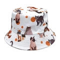Detail van schattige kattenpatronen en oranje stippen op de witte canvas vissershoed - M (56-58cm) / Wit Kattenpatroon (2#)