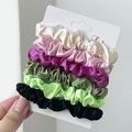 Set di 6 elastici per capelli in raso dai colori assortiti su supporto in cartoncino - Combinazione Patchwork Colori Brillanti (12#)