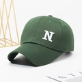 Cappellino da baseball verde scuro con ricamo 3D lettera N bianca e visiera curva - Regolabile / Verde Scuro