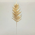 Vue détaillée d'une feuille de ginkgo artificielle dorée pour arrangements floraux - Feuille de Fougère Persane Dorée
