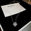 Collana con ciondolo a quadrifoglio in argento con zirconi in confezione regalo - Argento