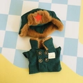 Dunkelgrünes Cord-Puppenoutfit mit Roter-Stern-Mütze und Pelzkragen-Mantel - Passend für 17cm Puppe / Militärmantel im Vintage-Stil + Uschanka-Hut-Set / Armeegrün