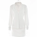Detalle del conjunto blanco de blazer abierto y minifalda en un maniquí transparente - L / Blanco
