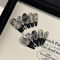 Uñas postizas de lujo en negro y plata con purpurina y cristales en caja de joyería chic - Extra Pequeño (XS) / Stiletto Largo