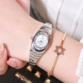Montre à quartz argentée pour femme avec lunette diamantée et cadran ovale chic - Argent Avec Bracelet Étoile à Cinq Branches / Argenté