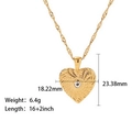 Collana a cuore dorato con trama a raggiera e zircone, misura 23,38mm per 18,22mm - Stile Texture Radiante a Cuore (KN232698)