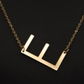 Collana minimalista placcata in oro con ciondolo lettera E e finitura lucida a specchio - Oro Rosa E