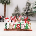 Decorazione natalizia in legno Merry Christmas con gnomo dipinto ed elementi festivi - Stile Buon Natale