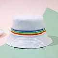 Bob en coton blanc avec ruban rayé arc-en-ciel sur un fond géométrique aux tons pastel - M(56-58cm) / Blanc