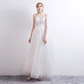 Elegante abito da sposa bianco con scollo a V in pizzo e gonna in tulle a trapezio - Taglia US 12 (L) / Bianco