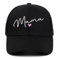 Berretto in cotone nero con ricamo Mama bianco e un piccolo cuore rosa ricamato - Nero
