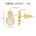 Detalles de dimensiones y materiales de los pendientes de concha y circón bañados en oro - Dorado