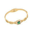 Goldener Armreif mit smaragdgeschliffenem grünem Edelstein und Zirkonia auf weißem Grund - Smaragdgrüner Quadratischer Hohlstil(4#)