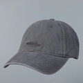Makrodetail der dunkelgrauen 2025 Baseballkappe mit NABENARA Logo-Stickerei - M (56-58cm) / Grau