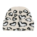 Detailed texture of knit beanie with heart leopard print and thick folded cuff - M (56-58cm) / Beige