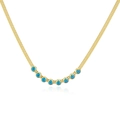 Dettaglio catena serpente placcata oro 18K con nove perline blu Evil Eye su bianco - Stile Occhio del Diavolo Blu