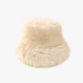 Elegante cappello bucket in ecopelliccia beige da donna con morbida trama invernale - Bianco Sporco