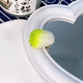 Pinza creativa para el pelo con forma de col, degradado verde y base de metal dorada - Col china