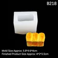 Silikonform B218 in Toastbrot-Optik für Fondant und DIY-Handwerk auf schwarzem Grund - 3-Fach B218 / Transparent