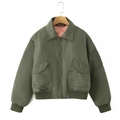Giacca bomber verde militare con fodera arancione e polsini a costine su gruccia - S / Verde Militare