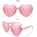 Gafas de sol rosa con forma de corazón y acabado traslúcido en vista frontal y lateral - Montura Rosa / Lentes Rosas