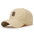 Lichte ademende laser-gesneden sneldrogende baseballpet in beige met leren patch - Beige