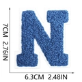 Detail der Maße für den blauen Chenille-Buchstaben N Aufnäher mit Größenangaben in Zoll - Blau-Buchstabe N