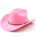Detail eines rosa Wildleder-Cowboyhuts mit Boho-Perlenband und Seestern-Dekor - M (56-58cm) / Magenta