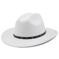 Dettaglio cappello da cowboy bianco con cinturino in pelle nera decorato con borchie - M (56-58cm) / Bianco