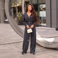 Dunkelgrauer zweiteiliger Damen-Trainingsanzug mit kurzem Zip-Hoodie und weiter Jogginghose - S / Dunkelgrau