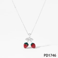 Collana carina in acciaio inossidabile con ciondolo a doppia fragola in smalto rosso e verde - Collana d'Argento (KD1746)