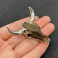 Ciondolo a testa di toro marrone scuro con finitura argento per creazione gioielli - Stile Retrò Marrone e Argento (No.2)